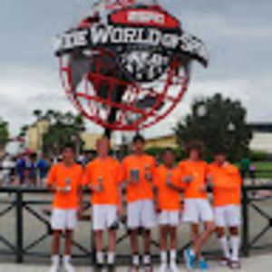 Meet your Posher, Larissa